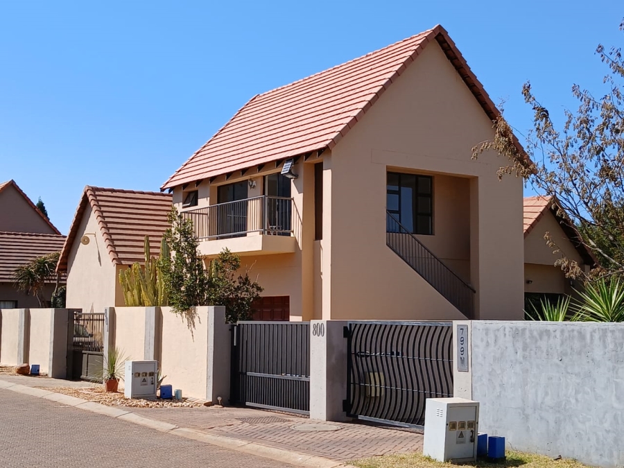 To Let 2 Bedroom Property for Rent in Leloko Lifestyle Estate North West